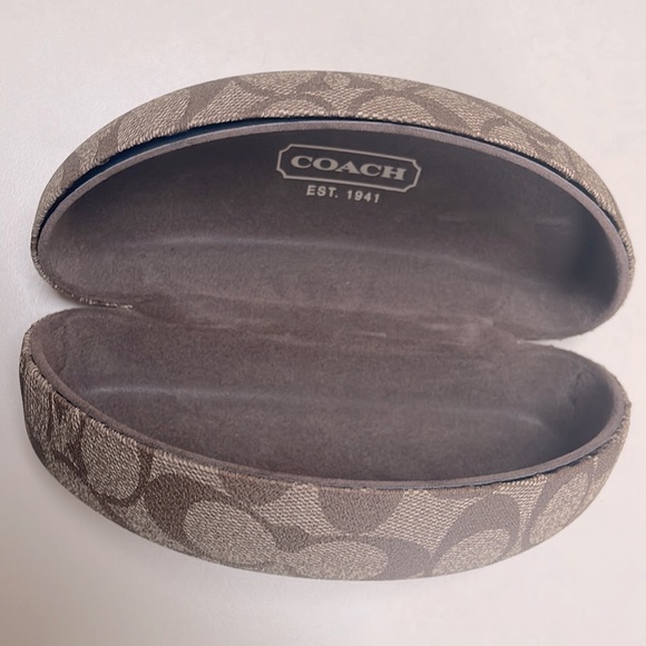 COACH Sunglasses Case + Cleaning Cloth in Signature C Print (no sunglasses) EUC - Picture 4 of 7